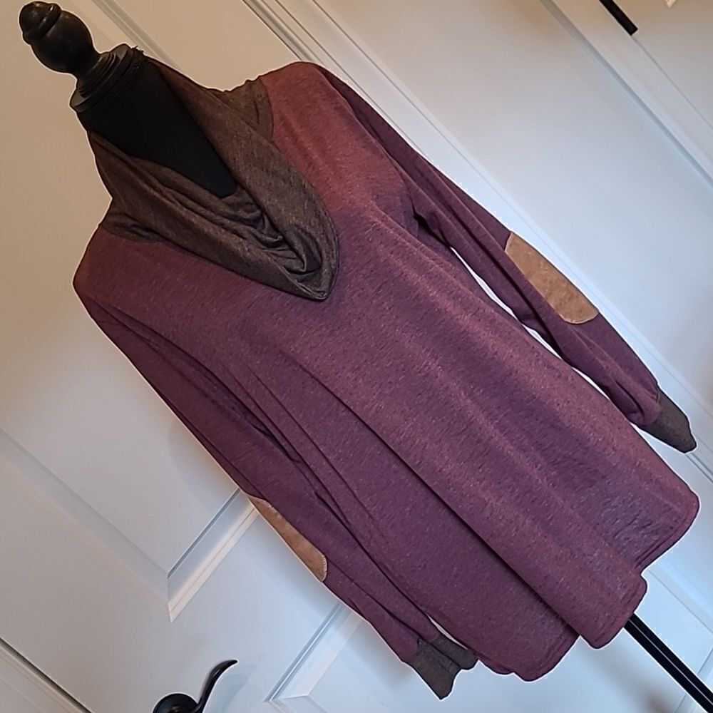 Cowlneck top sz L tunic top